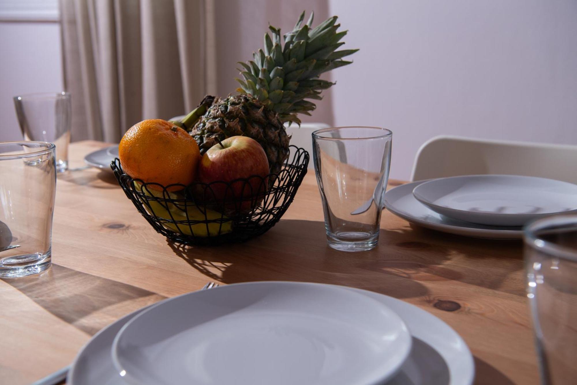 Path Latchi Beachfront Apartments מראה חיצוני תמונה